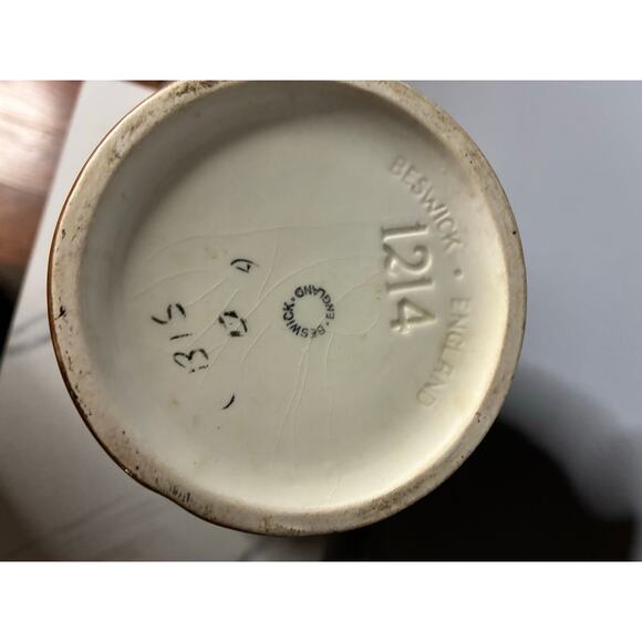 Beswick England “Romeo & Juliet” 1214 Pitcher – Large Hand-Painted Jug – As is - Picture 9 of 10